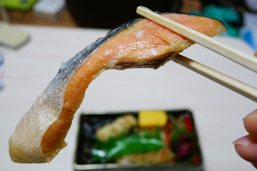 鮭のり弁当(540円)